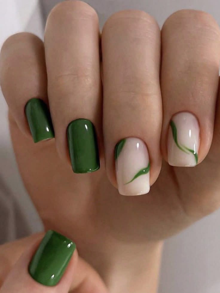 Press-On Nails - Hand Design 3